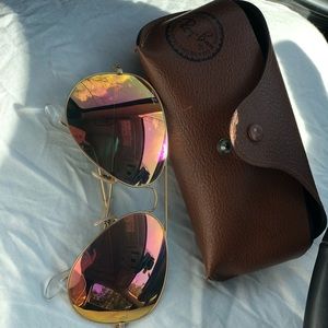Authentic Rose Gold raybans (LG)